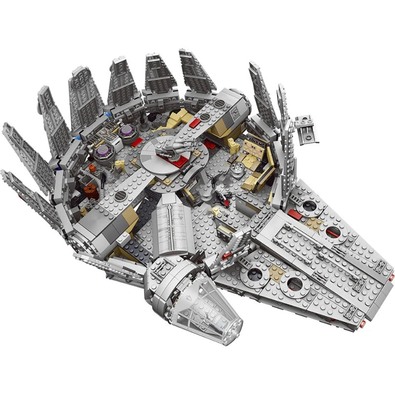 Spaceship Stars Fighter Space For Millennium  Set Falcon Ship 75105 Model Building Blocks (1381Pcs)