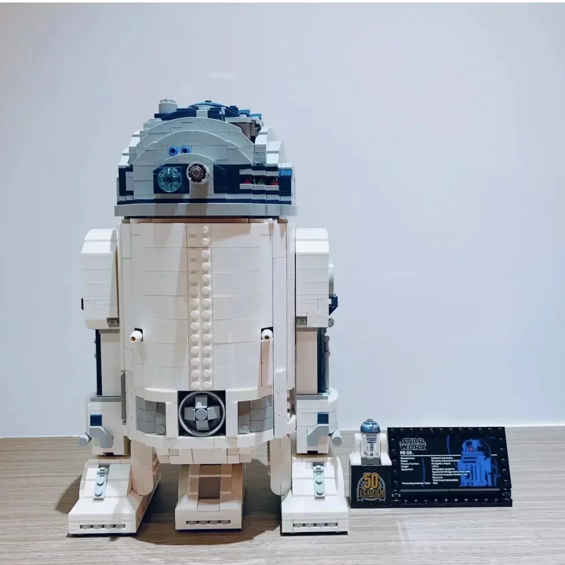 R2D2 Star War Robot Model 75308 R2D2 Building Block Bricks (2314Pcs)